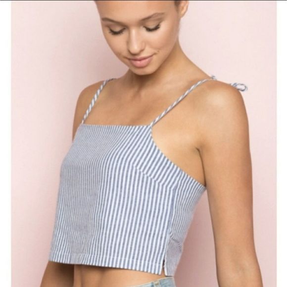 Brandy Melville Tops - Brandy Melville Cropped Seersucker Cami Top
